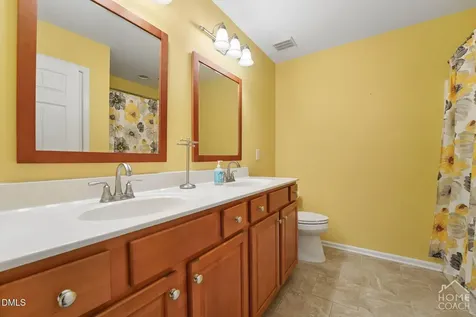 10611 Friendly Neighbor Lane Raleigh NC 27614