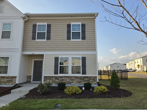 5061 Microcline Trail Raleigh NC 27610