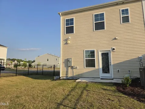 5061 Microcline Trail Raleigh NC 27610