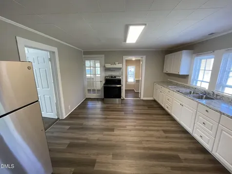 322 E Perry Avenue Wake Forest NC 27587