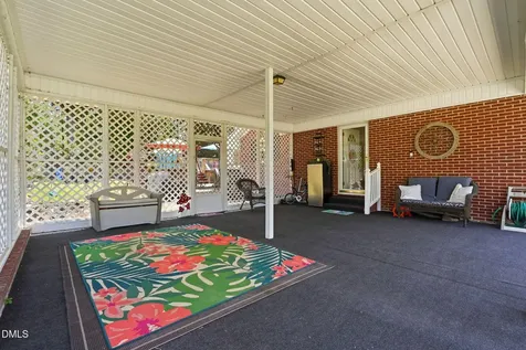 403 W Eason Street Macclesfield NC 27852