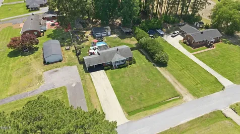 403 W Eason Street Macclesfield NC 27852