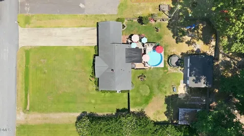 403 W Eason Street Macclesfield NC 27852