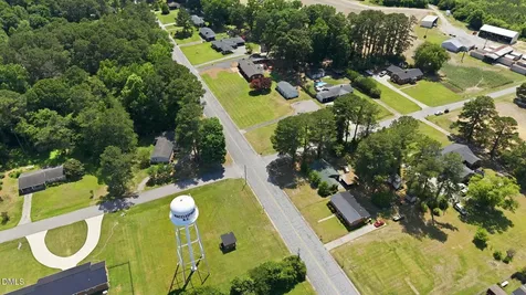 403 W Eason Street Macclesfield NC 27852