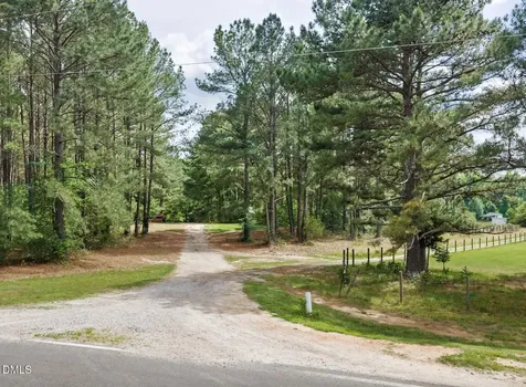 360 J B Leonard Road Castalia NC 27816