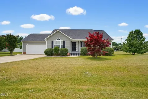 24 Bridle Drive Angier NC 27501