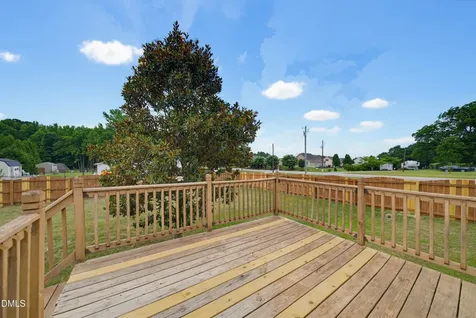 24 Bridle Drive Angier NC 27501