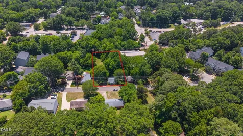 315 Holloway Street Cary NC 27513