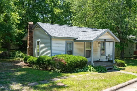 315 Holloway Street Cary NC 27513