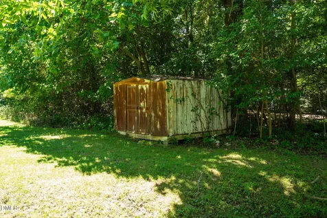 315 Holloway Street Cary NC 27513