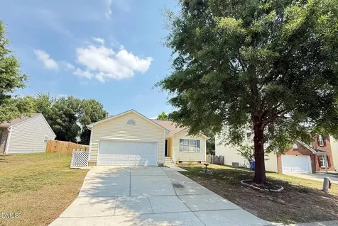 1741 E Honey Springs Avenue Fuquay Varina NC 27526