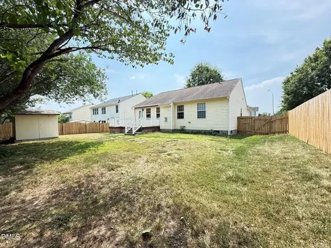 1741 E Honey Springs Avenue Fuquay Varina NC 27526