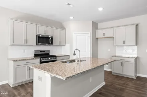 199 Pecan Grove Lane Fuquay Varina NC 27526