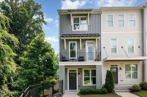 758 Peakland Place Raleigh NC 27604