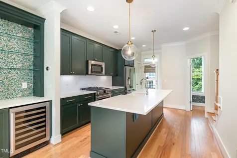 758 Peakland Place Raleigh NC 27604