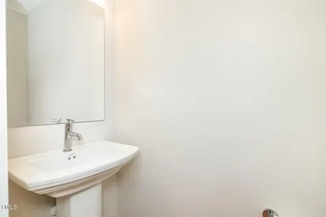 758 Peakland Place Raleigh NC 27604