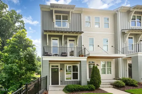 758 Peakland Place Raleigh NC 27604