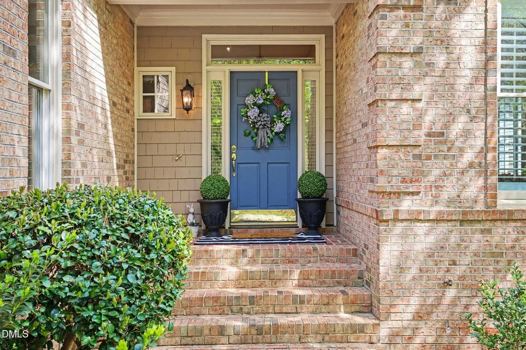 81006 Alexander Chapel Hill NC 27517