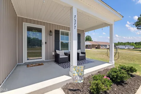 7577 Aycocks Crossing Road Lucama NC 27851