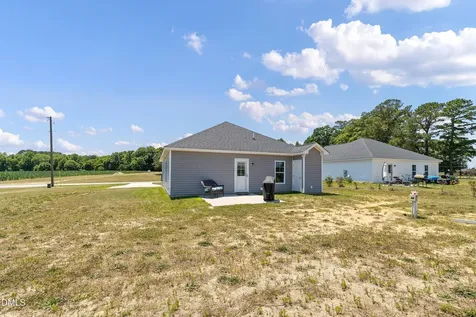 7577 Aycocks Crossing Road Lucama NC 27851