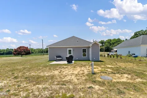 7577 Aycocks Crossing Road Lucama NC 27851