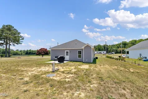 7577 Aycocks Crossing Road Lucama NC 27851
