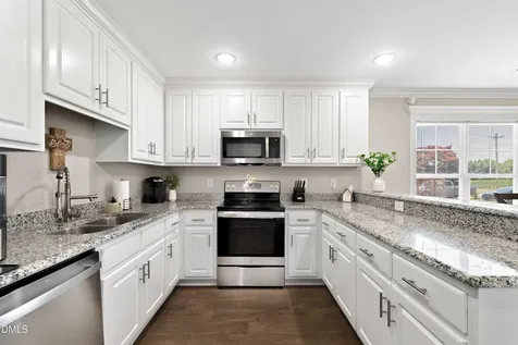 7577 Aycocks Crossing Road Lucama NC 27851