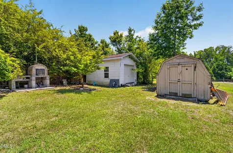 105 Stockbridge Drive Selma NC 27576