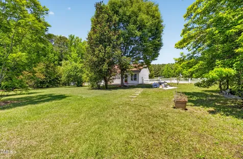 105 Stockbridge Drive Selma NC 27576