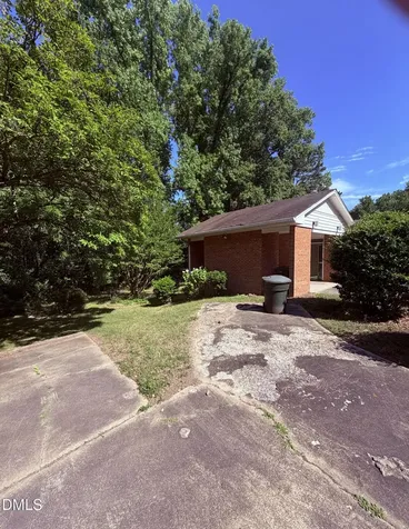 1301 Ross Avenue Greensboro NC 27406