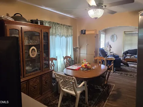 1009 Evergreen Avenue Goldsboro NC 27530
