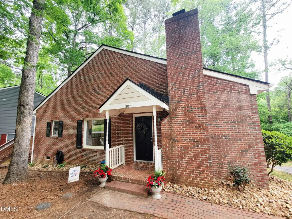 207 Danforth Drive Cary NC 27511