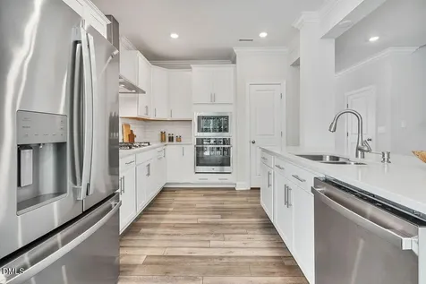 1809 Delaney Hills Lane Fuquay Varina NC 27526