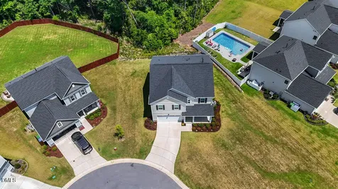 1809 Delaney Hills Lane Fuquay Varina NC 27526