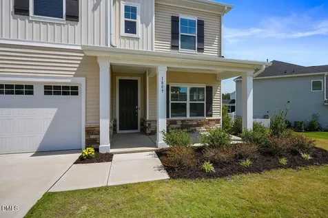 1809 Delaney Hills Lane Fuquay Varina NC 27526