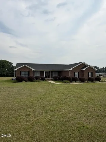 800 Carolina Drive Dunn NC 28334