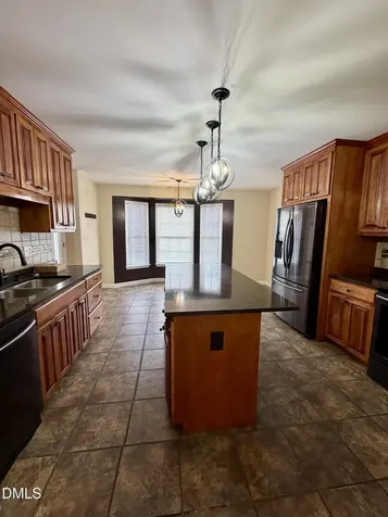 800 Carolina Drive Dunn NC 28334