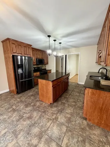 800 Carolina Drive Dunn NC 28334