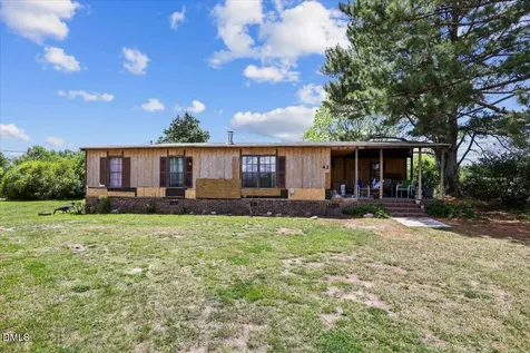 42 Collie Road Castalia NC 27816