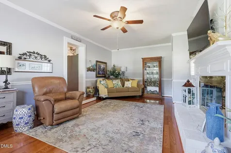 913 W Core Road Dunn NC 28334