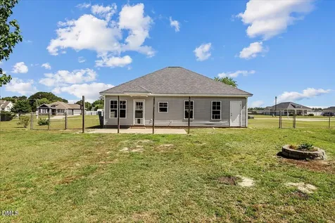 5606 Blanch Fields Lane Lucama NC 27851