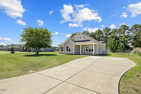 5606 Blanch Fields Lane Lucama NC 27851