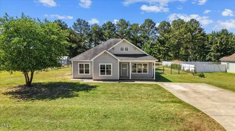 5606 Blanch Fields Lane Lucama NC 27851