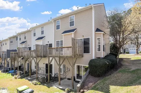 305 Anterbury Drive Apex NC 27502