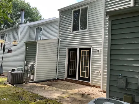 101 Luxon Place Cary NC 27513