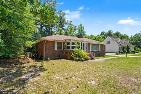 324 Dogwood Street Smithfield NC 27577