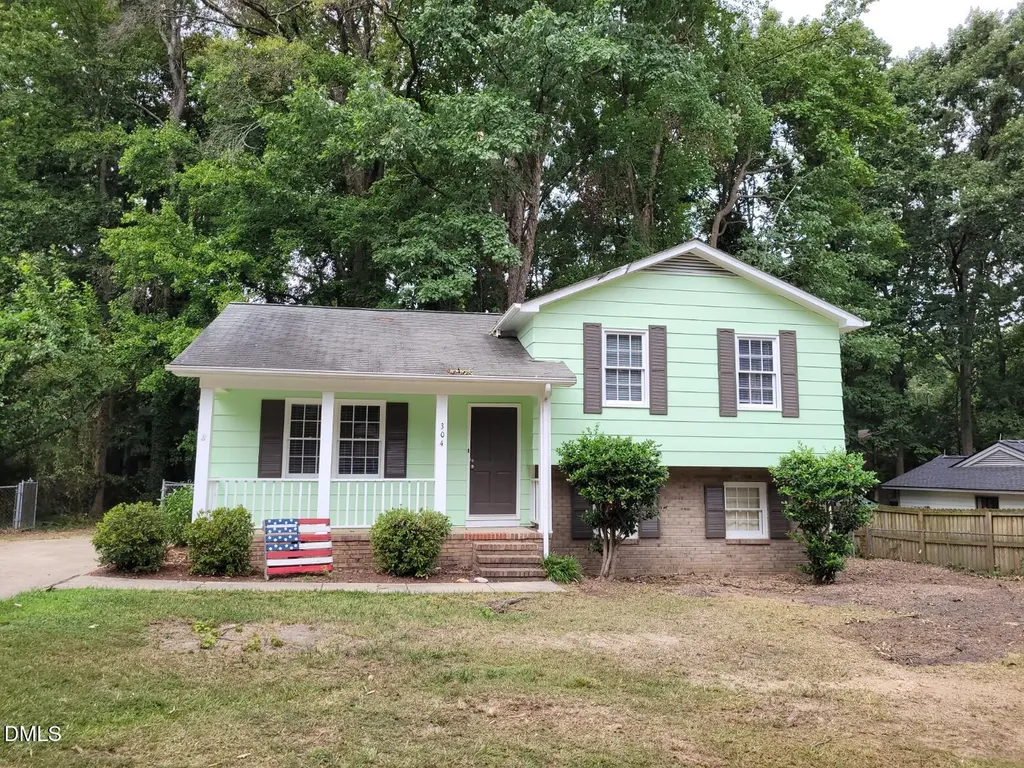 304 Holtz Lane Cary NC 27511
