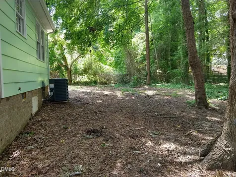304 Holtz Lane Cary NC 27511
