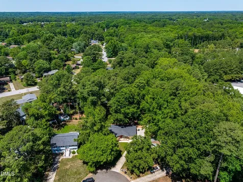 105 Nivens Court Garner NC 27529