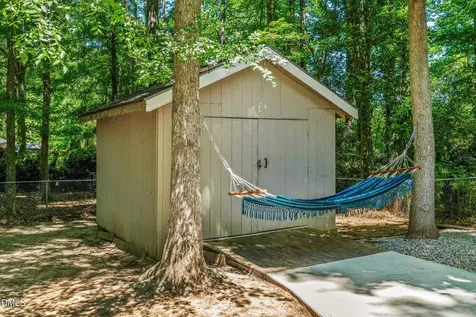 105 Nivens Court Garner NC 27529